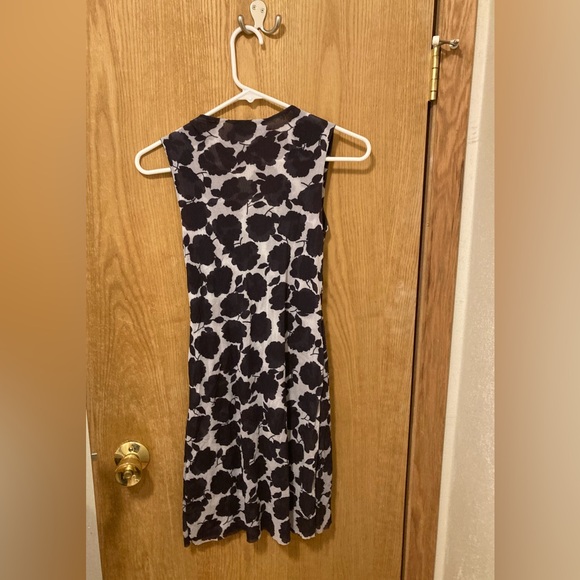 White House Black Market (WHBM) Mesh Floral Dress S Black Gray - Picture 3 of 3